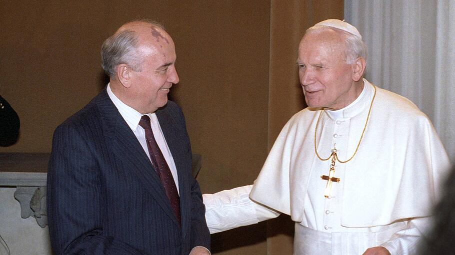 Michael Gorbatschow und Papst Johannes Paul II.