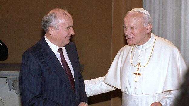 Michael Gorbatschow und Papst Johannes Paul II.