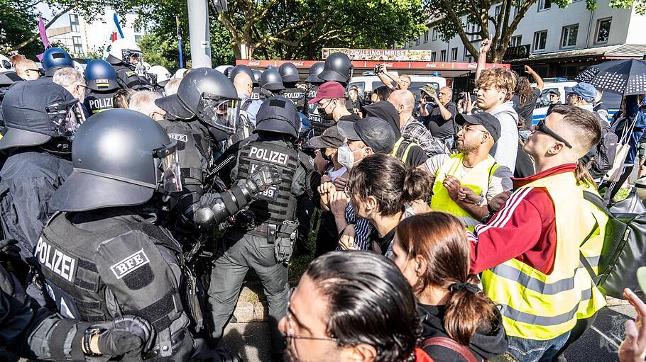 Ausschreitungen im Vorfeld des AFD Parteitags