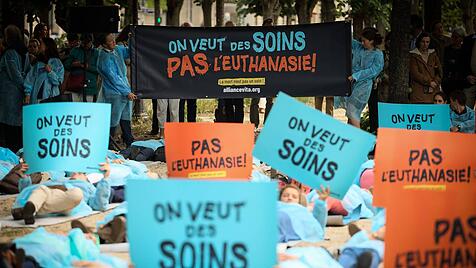Die Lebensrechtsorganisation Alliance Vita demonstriert