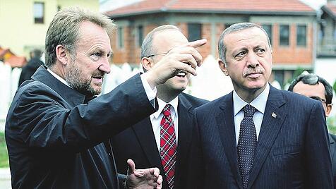 Turkish Prime Minister Recep Tayyip Erdogan visits Bosnia