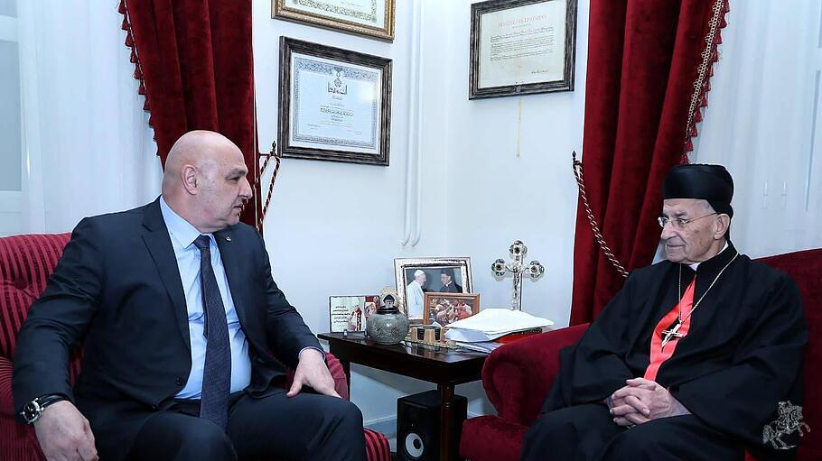 Der maronitische Patriarch Rai (rechts) und Libanons neuer Präsident Joseph Aoun