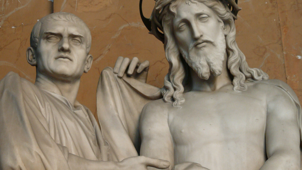 Pontius Pilatus und Jesus in Scala Sancta in Rom. Selbst über die persönliche Schuld eines Pontius Pilatus sollte der Christ nicht spekulieren. Jeder Sünder trägt Verantwortung am Tode Jesu.