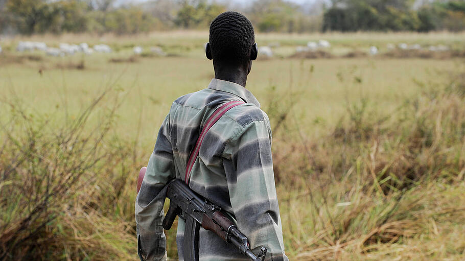 Bewaffnete Hirten im Südsudan