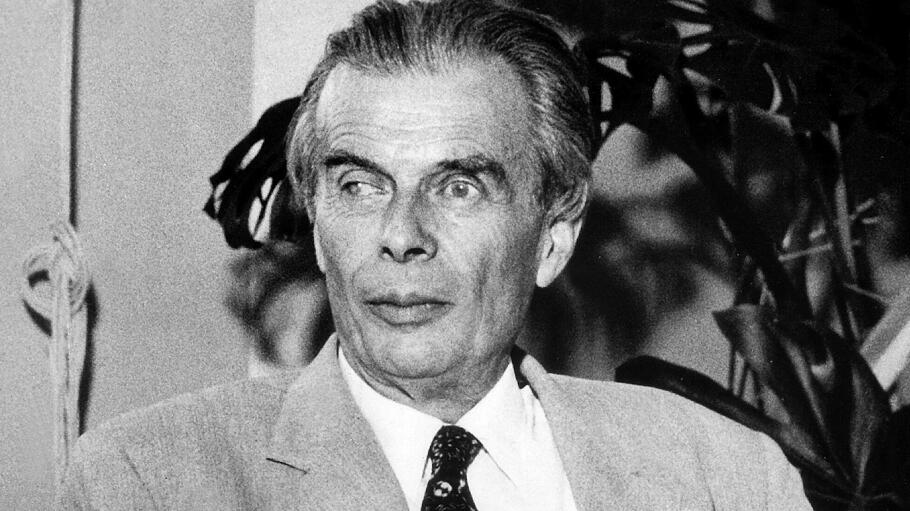 Der britische Schriftsteller Aldous Huxley