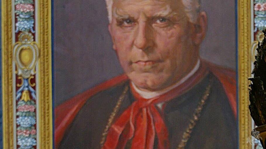 Seligsprechung von Kardinal Clemens August von Galen  am 9. Oktober 2005 während eines Gottesdienstes mit Papst Benedikt XVI. im Petersdom.