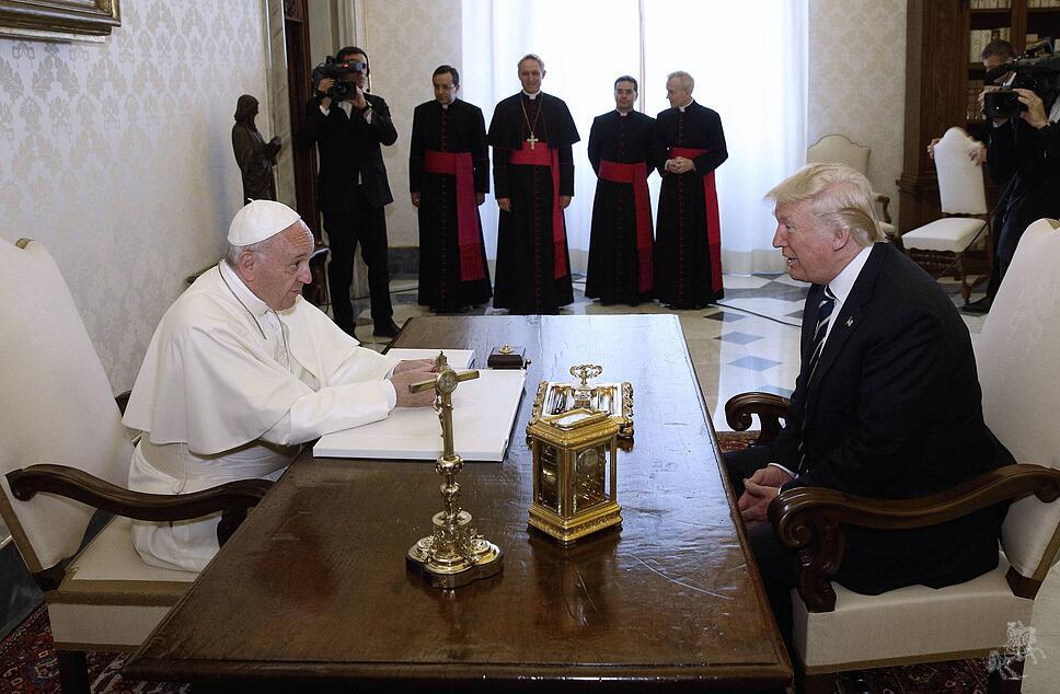 Franziskus und Donald Trump