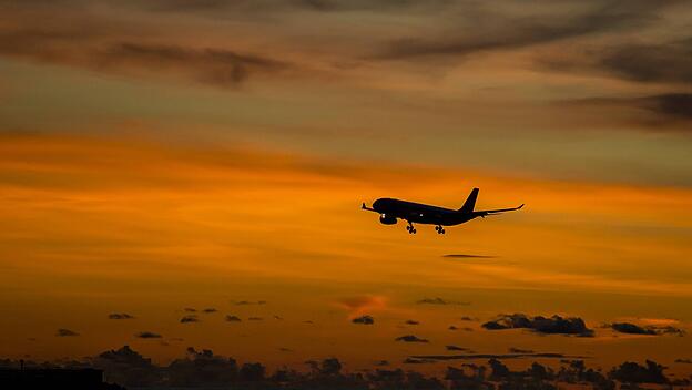 Flugzeug Bali