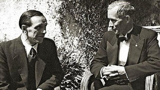 Ernst Jünger im Gespräch mit seinem Bruder Friedrich Georg.