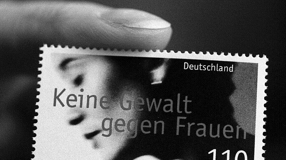 Briefmarke "Keine Gewalt gegen Frauen"