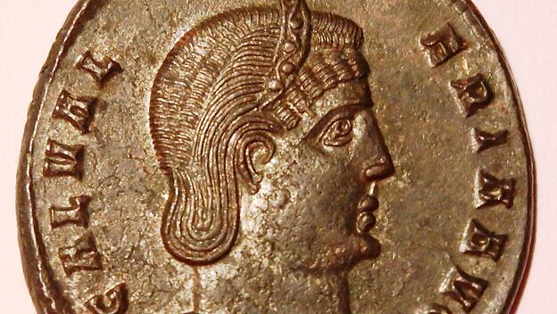 Münze mit dem Abbild der Kaiserin Valeria