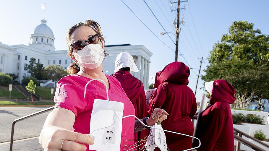 Senat von Alabama stimmt für fast vollständiges Abtreibungsverbot