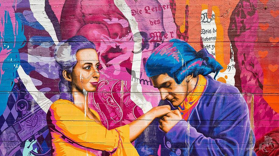 Knallbuntes Graffiti am Lottehaus mit Charlotte Buff und Johann Wolfgang von Goethe, Die Leiden des jungen Werther, Wetz