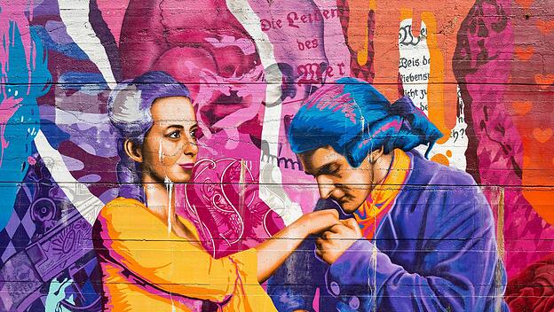 Knallbuntes Graffiti am Lottehaus mit Charlotte Buff und Johann Wolfgang von Goethe, Die Leiden des jungen Werther, Wetz