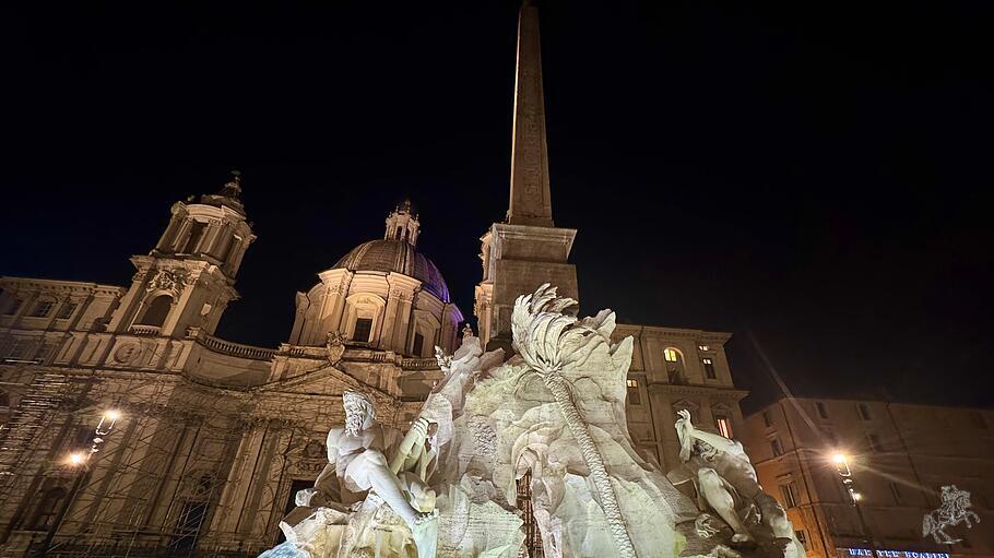 Im Chaos der Welt mit Strömen und Strömungen ist die Kirche die göttliche Ordnungsmacht. So sah es Papst Innozenz X. Er ließ Bernini den römischen Vierströme-Brunnen errichten – der mächtige Obelisk mit seinem Familienwappen als ruhender Pol im Zentrum.