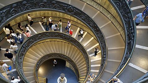 Der Vatikan: Erbe, Kultur und Staatsmacht