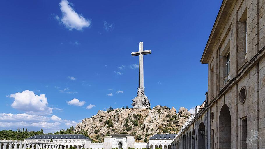 Die Abtei Valle de Los Caidos oder Das Tal der Gefallenen