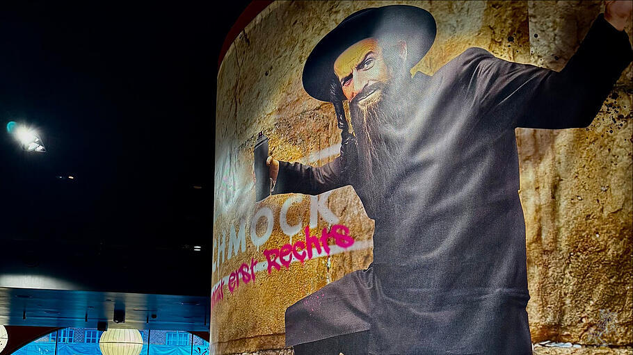 In seiner Werbung spielt das „Schmock“ unbekümmert auch mit dunklen Kapiteln jüdischer Geschichte.