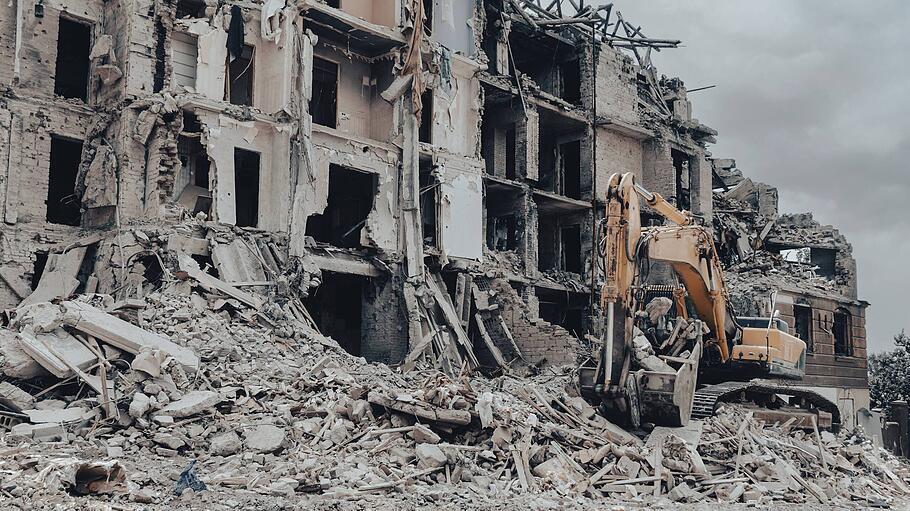 Zerstörte Häuser in der Ukraine