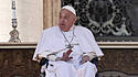 Papst Franziskus auf dem Petersplatz