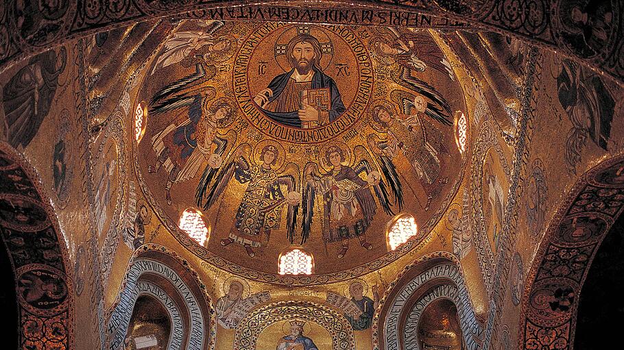 Palermo Kuppel mit Mosaiken.