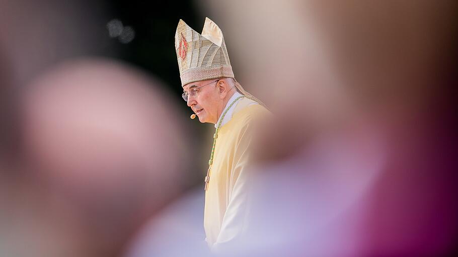 Münsteraner Bischof Genn: Kritik an Verzweckung Mariens