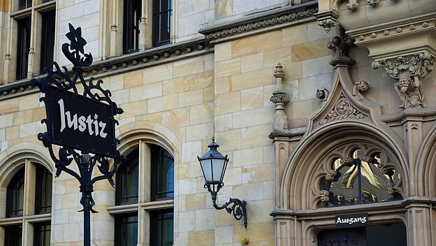 Symbolbild: Justizzentrum in Magdeburg