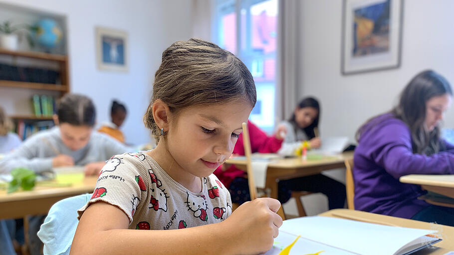 Kinder in der Schule "Die Lerche" in Linz