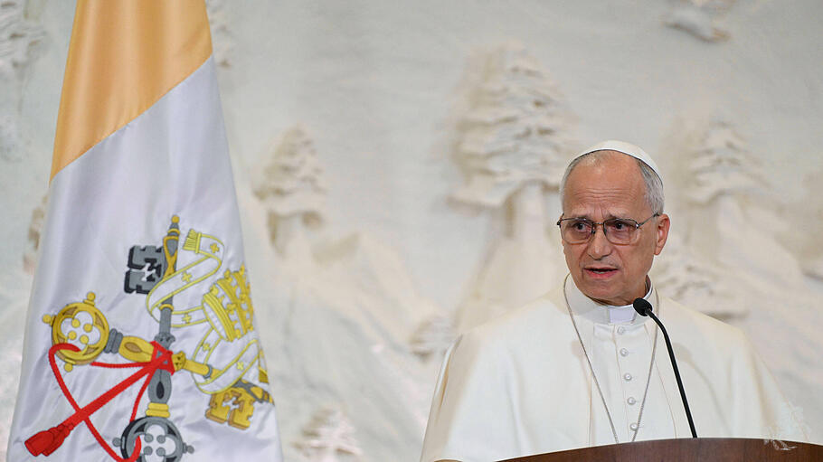 Papst Leo vor den Vertretern von Staat, Gesellschaft und Diplomatie in Beirut