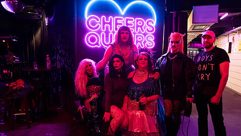 Auch wenn immer mehr Menschen ihr Innerstes nach außen kehren wollen: Authentisch zu sein bedeutet nicht automatisch, richtig zu leben.