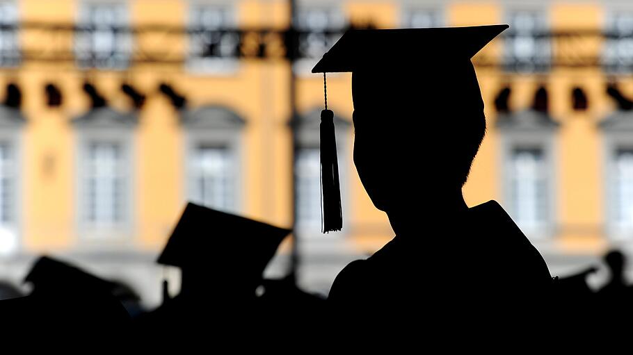 Linke st&ouml;ren Vortrag an der Universit&auml;t Bonn