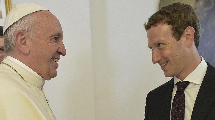 Pope Francis receives Mark Zuckerberg
