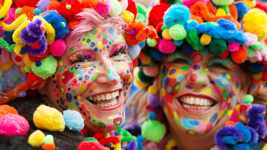 Karneval: Im Rheinland läuft der Straßenkarneval auf Hochtouren