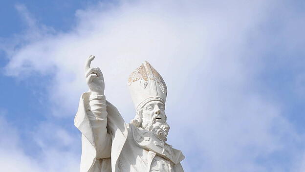 Statue des heiligen Nikolaus in Siggiewi auf Malta