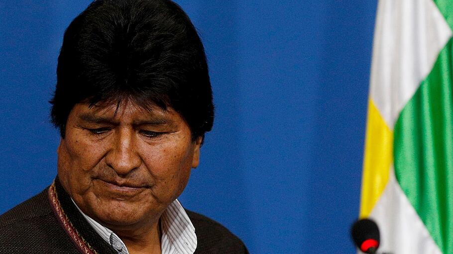 Boliviens Staatschef Morales tritt zurück