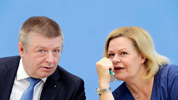 Thomas Haldenwang und Nancy Faeser