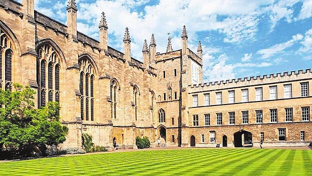 Im New College in Oxford werden noch stilsicher geistreiche Schriftsteller verehrt.