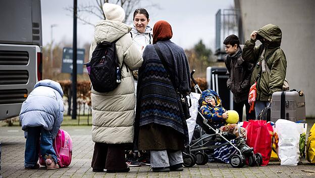 Asylsuchende kommen in der niederländischen Gemeinde Uden an