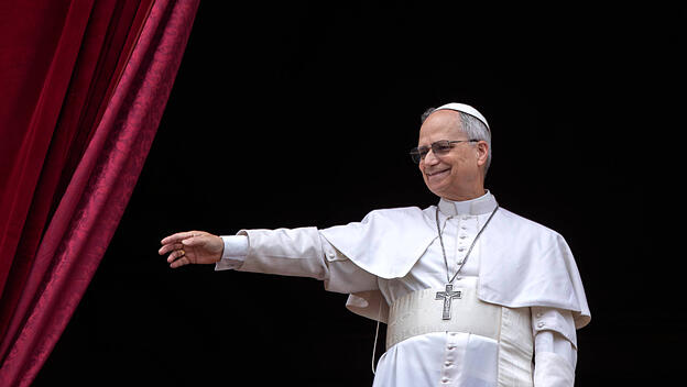 Papst Leo XIV. beim Mittagsgebet