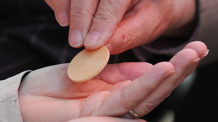 &bdquo;Gemeinsam am Tisch des Herrn&ldquo; - Kommunion