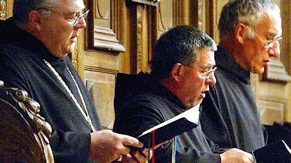 Benediktiner beim Chorgebet