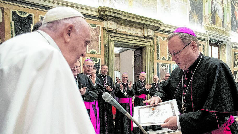 Bischof Bätzing und Papst Franziskus