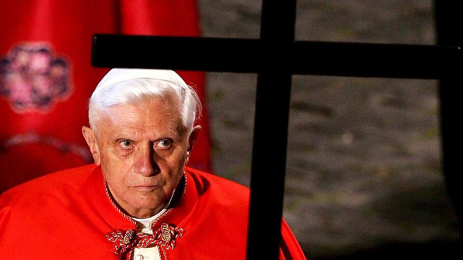 neue Website über Papst Benedikt em. XVI. gelauncht.