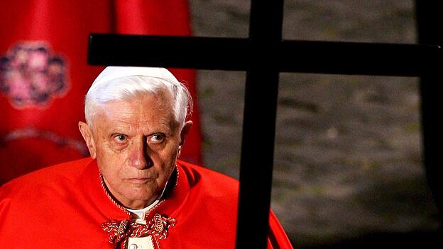 Papst Benedikt XVI. wusste nichts von der Vorgeschichte des Priesters aus dem Bistum Essen.