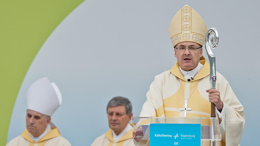 Bischof Rudolf Voderholzer stellt  „Das Vaterunser als weihnachtliches Gebet“ in den Mittelpunkt