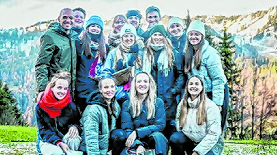 Treffen Crossconnected