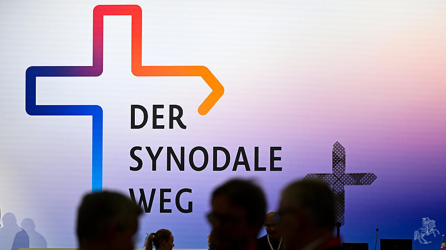 Der Synodale Weg übersieht das "Sowohl als auch" des Katholischen, das zwischen Extremen vermittelt, so Marc Stegherr.