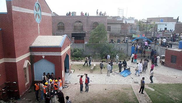 Schwer beschädigte Kirche in Lahore.