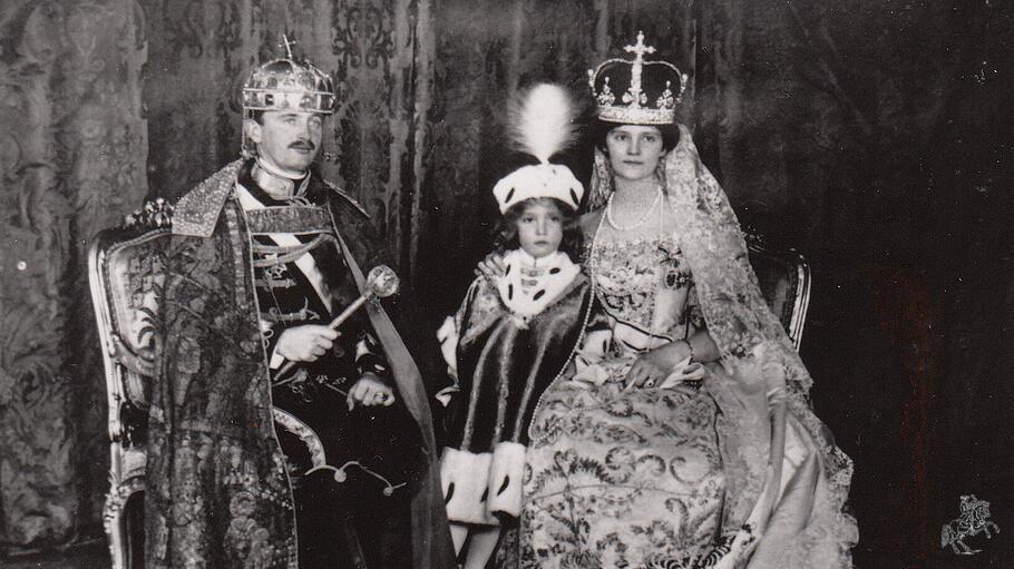 Kaiser Karl, seine Gattin Zita und der Erstgeborene Otto