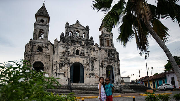 (240925) -- GRANADA, Sept. 25, 2024 -- This photo taken on Sept. 22, 2024 shows a church in Granada, Nicaragua. Granada,